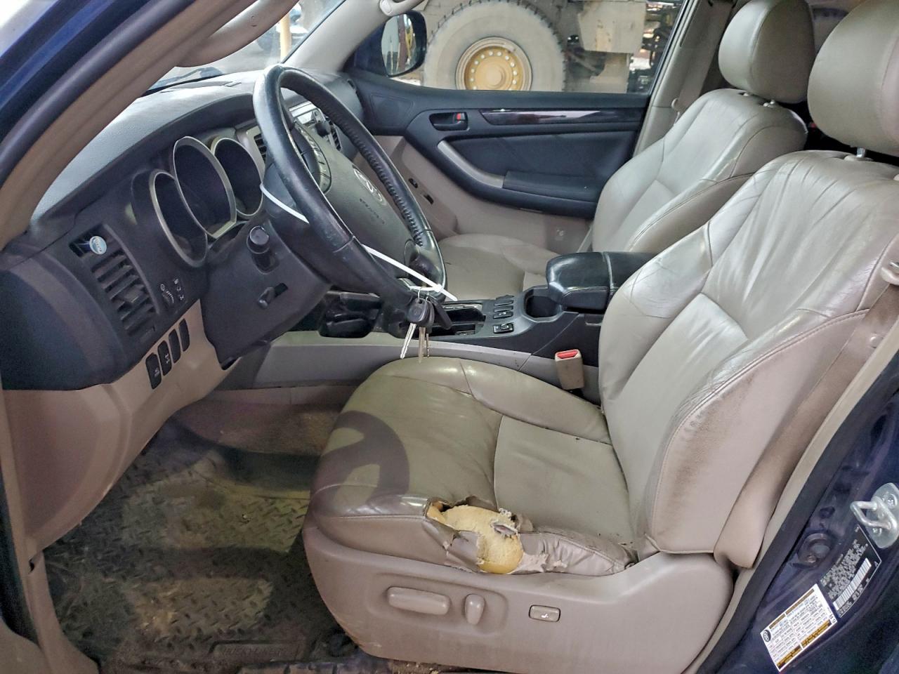 Toyota 4Runner Limited Image 13