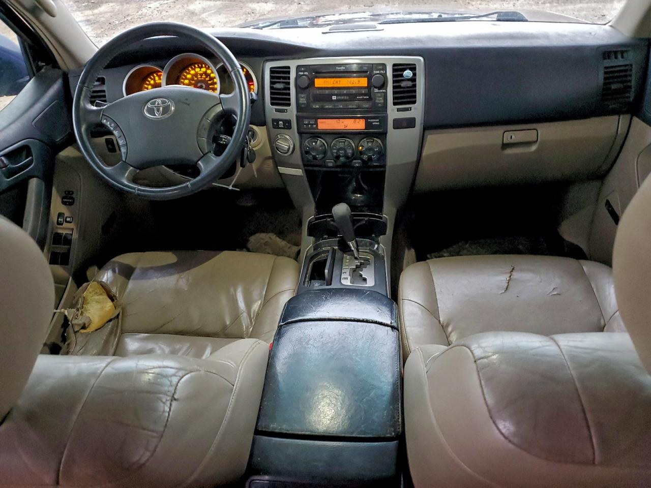 Toyota 4Runner Limited Image 3