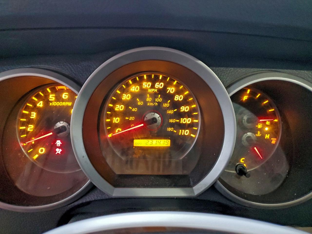 Toyota 4Runner Limited Image 11