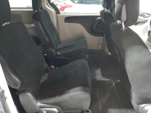 Chrysler Minivan Touring Image 5