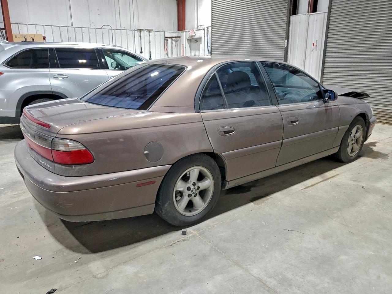 Cadillac Catera Image 11