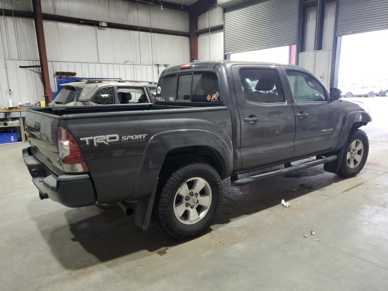 Toyota Tacoma Double Cab Prerunner Image 2