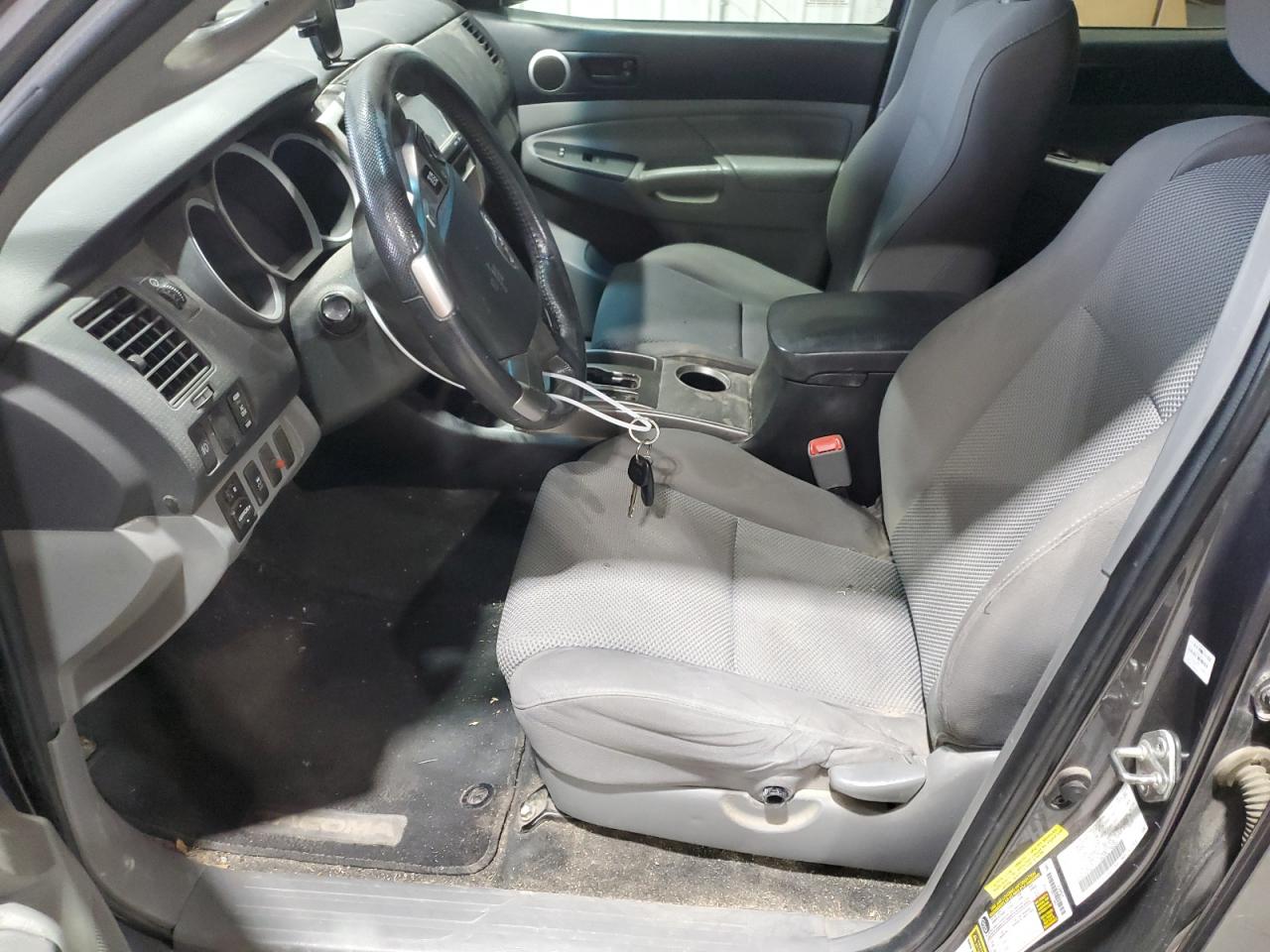 Toyota Tacoma Double Cab Prerunner Image 10