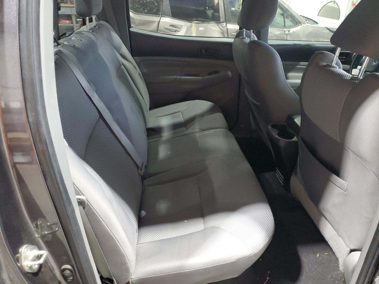 Toyota Tacoma Double Cab Prerunner Image 9