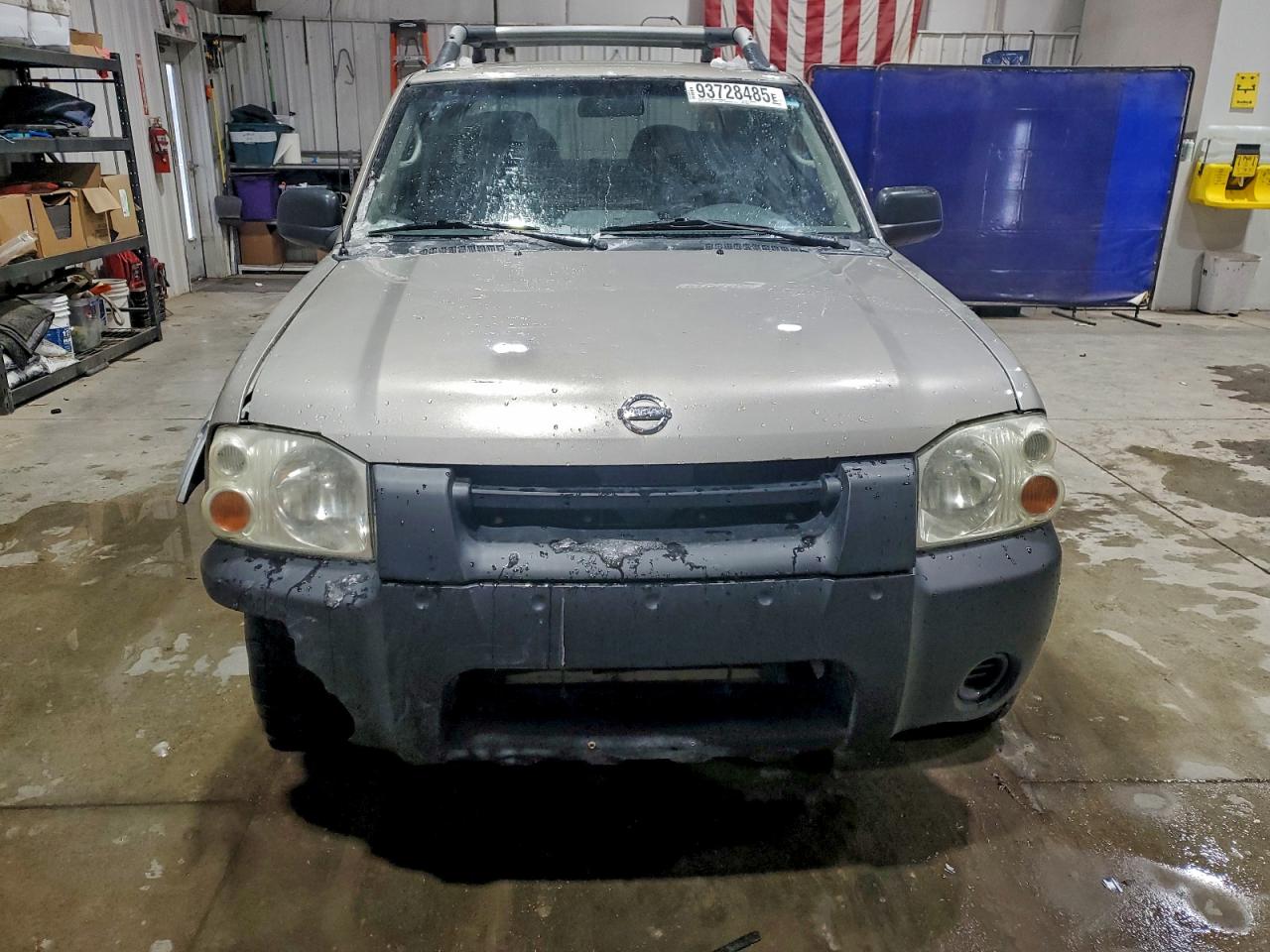 Nissan Frontier Crew Cab Xe Image 2