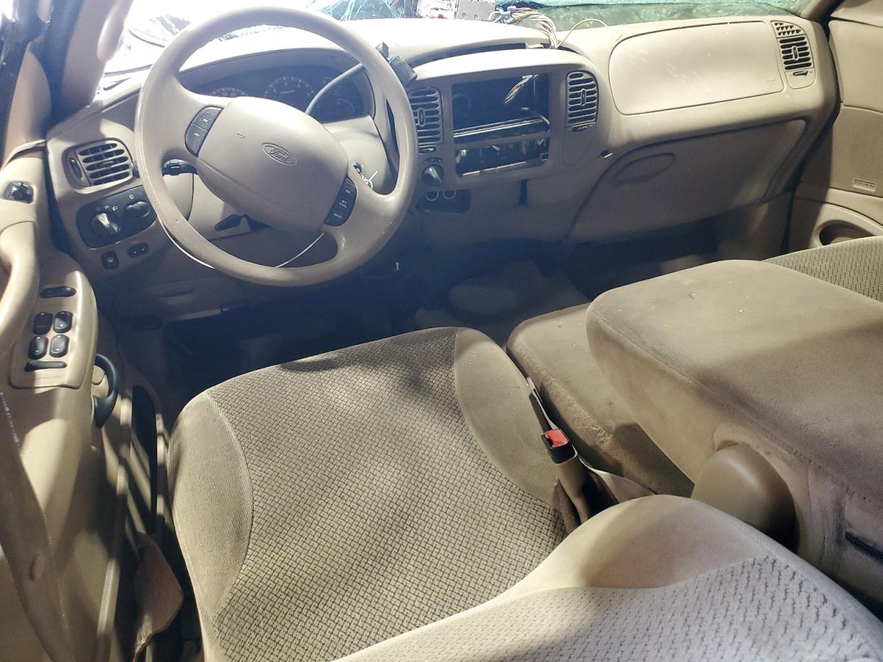 Ford Expedition Xlt Image 5