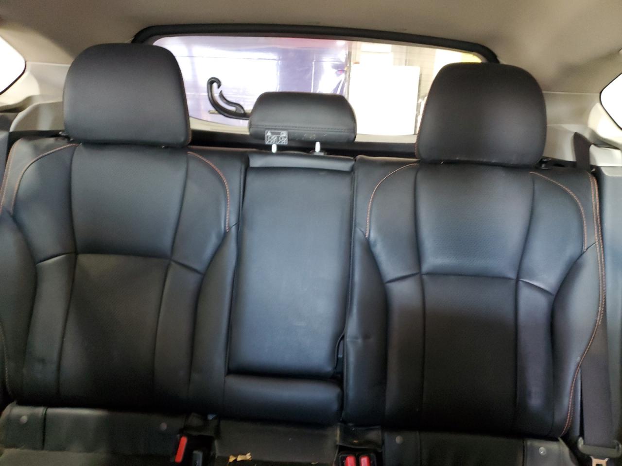 Subaru Crosstrek Limited Image 4