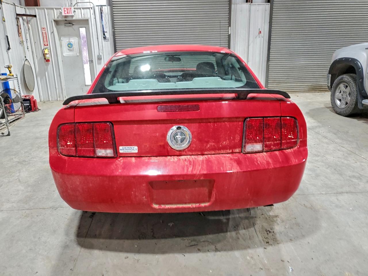 Ford Mustang Image 3