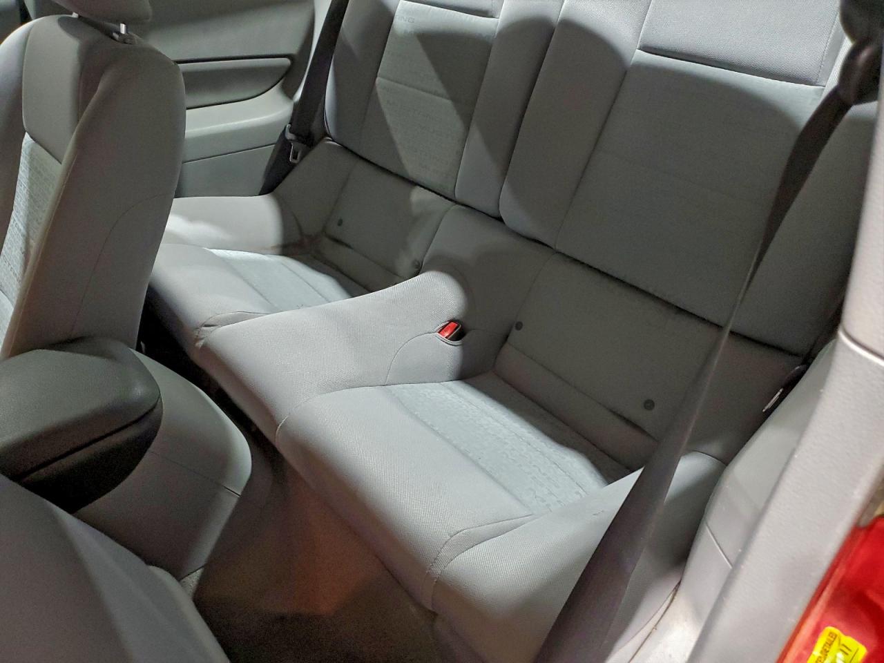 Ford Mustang Image 7