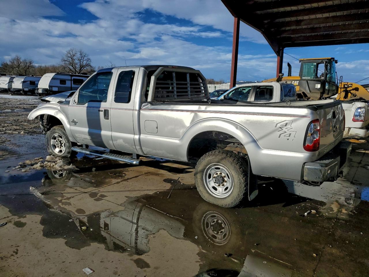 Ford F-350 Super Duty Image 9