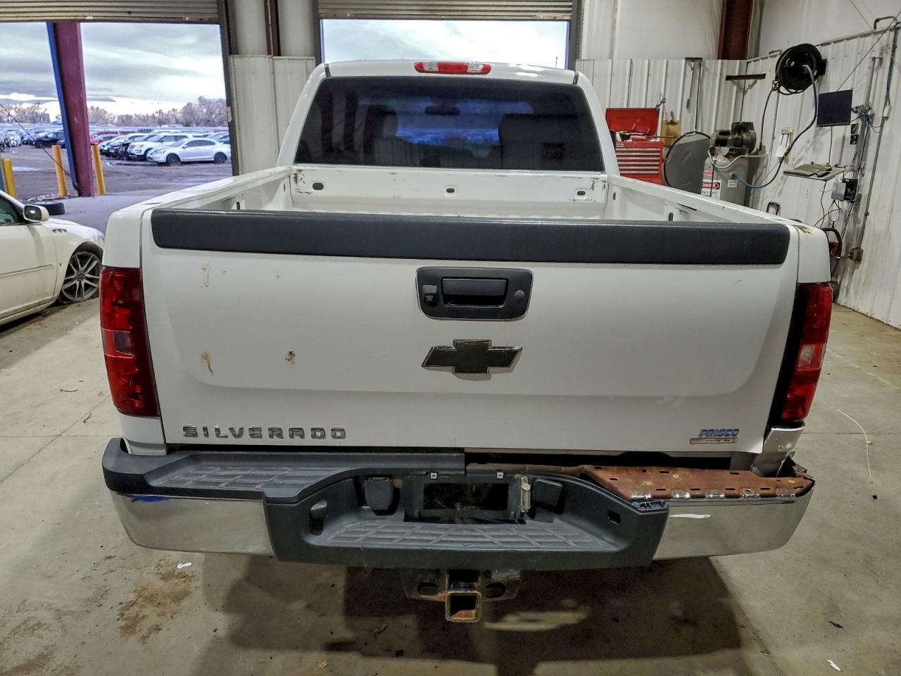 Chevrolet Silverado K2500 Heavy Duty Image 5