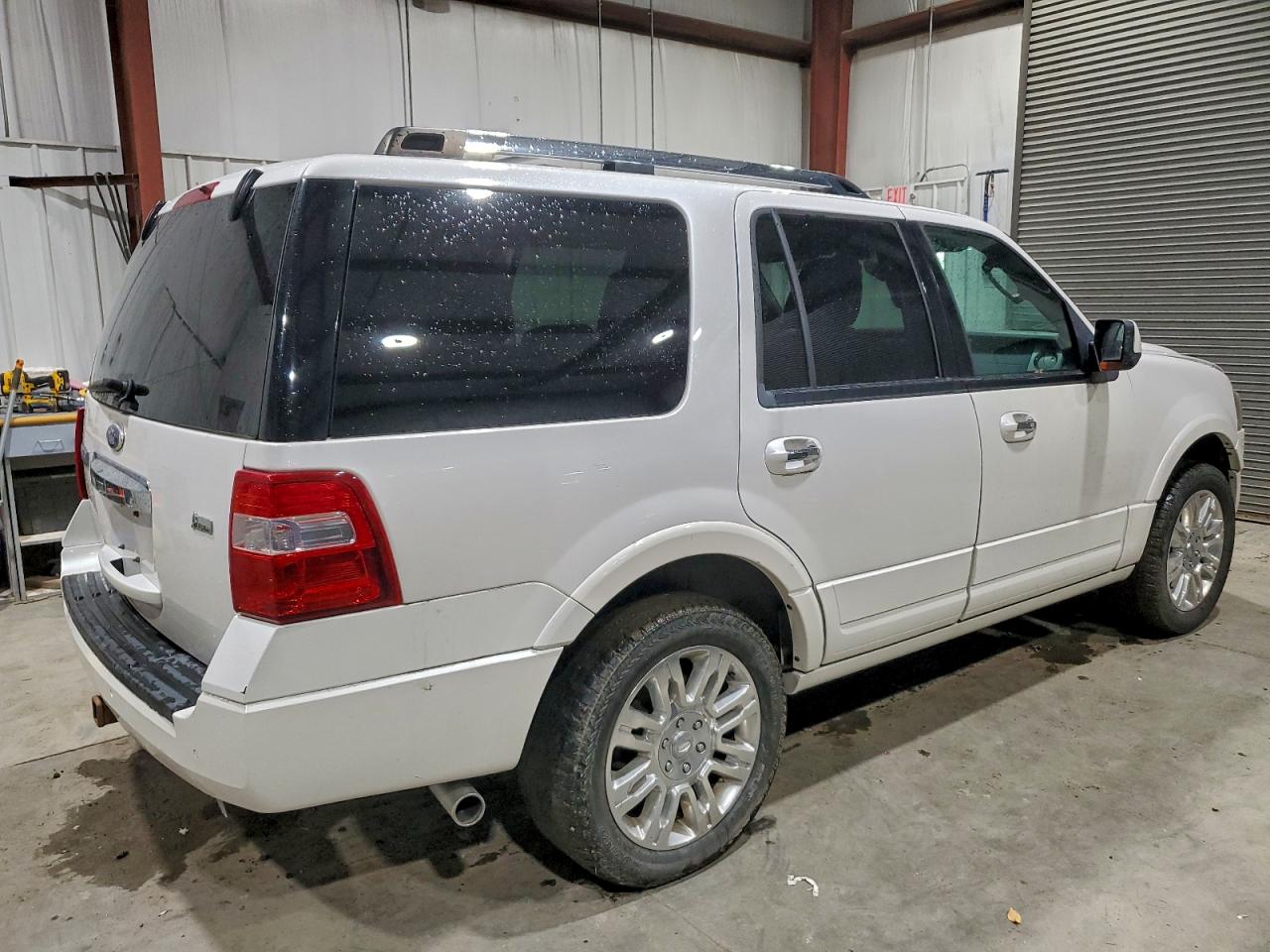 Ford Expedition Limited Image 12