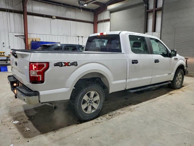 Ford F-150 Supercrew Image 3