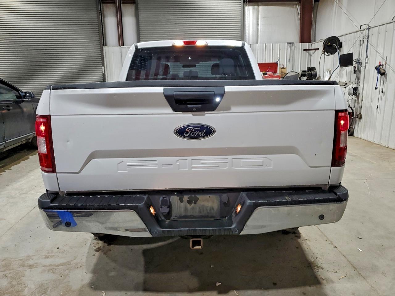 Ford F-150 Supercrew Image 4