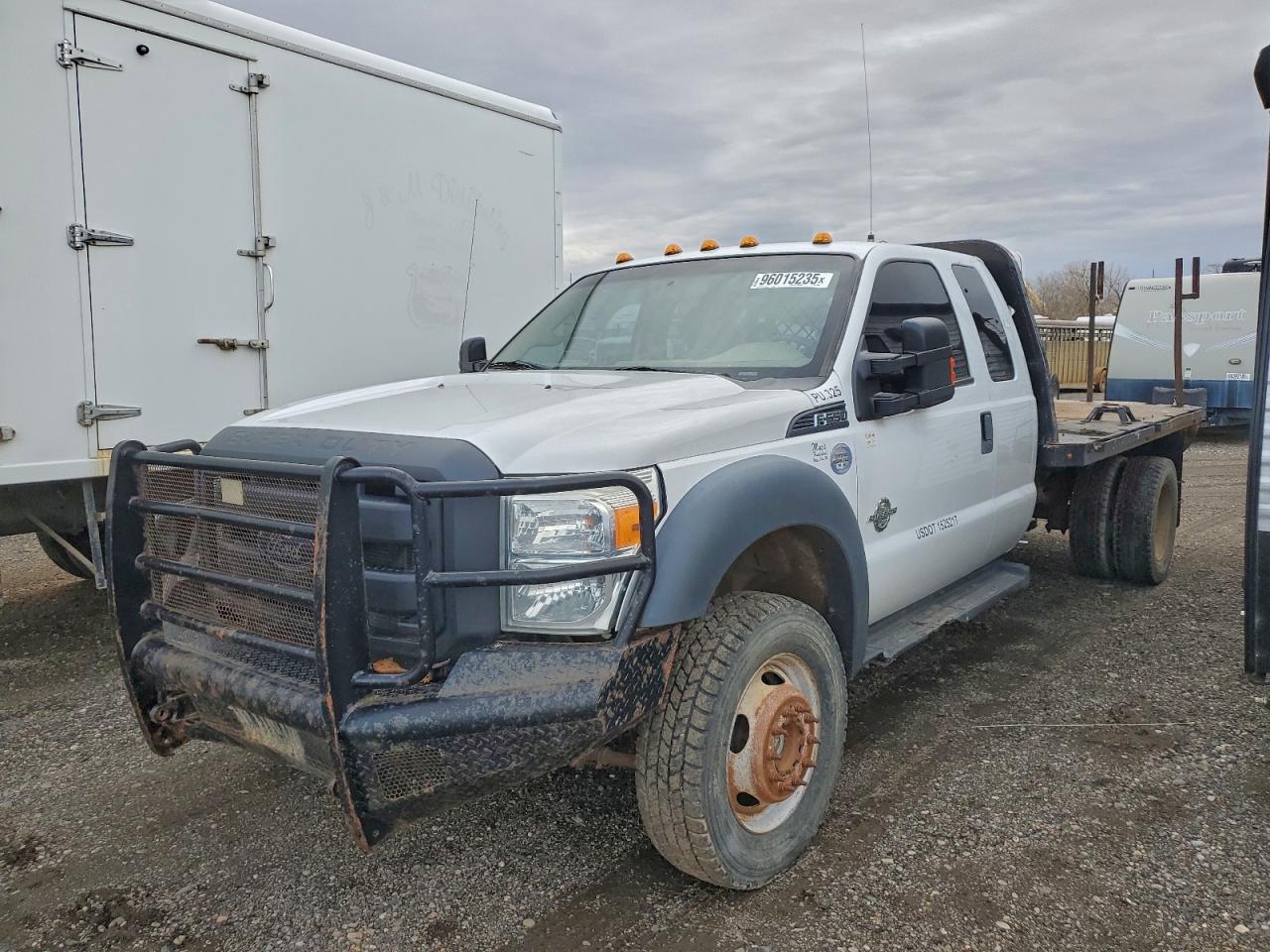 Ford F-550 Super Duty Image 1