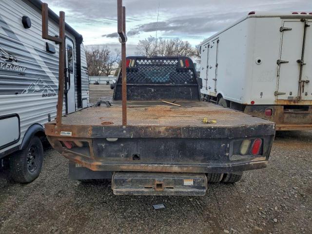 Ford F-550 Super Duty Image 4