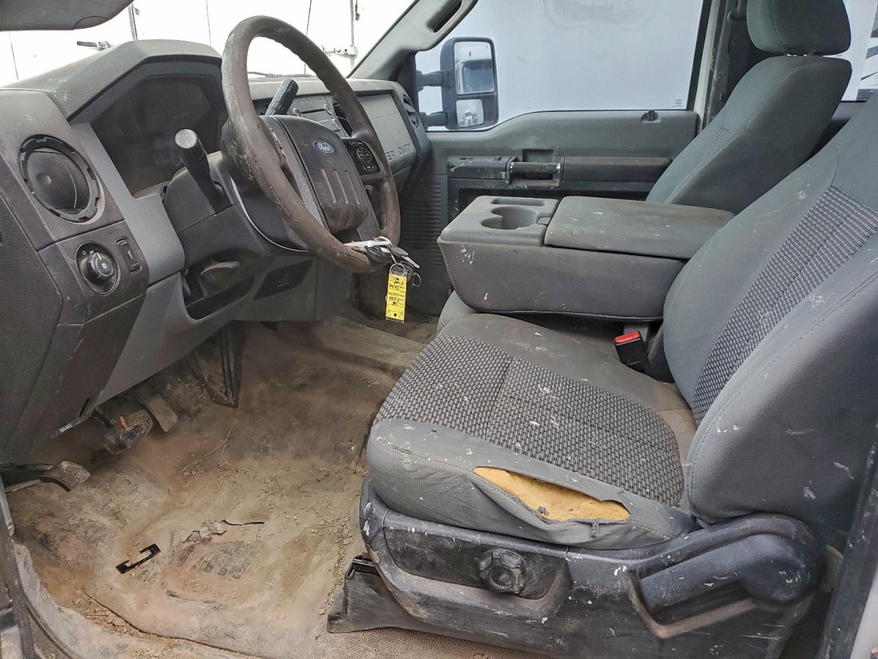 Ford F-550 Super Duty Image 7