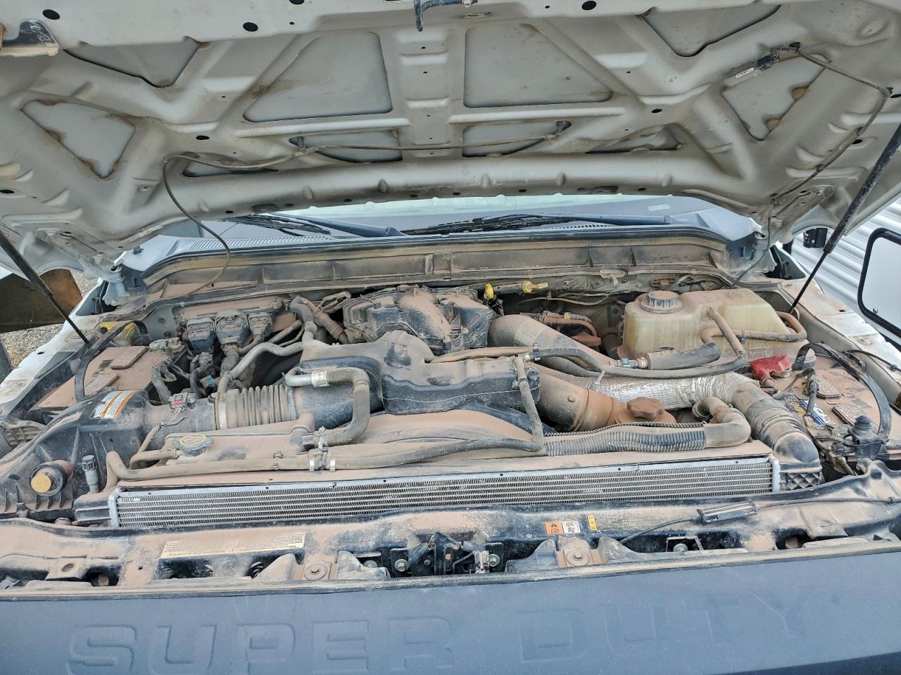 Ford F-550 Super Duty Image 9