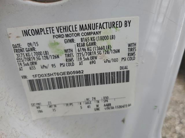 Ford F-550 Super Duty Image 12