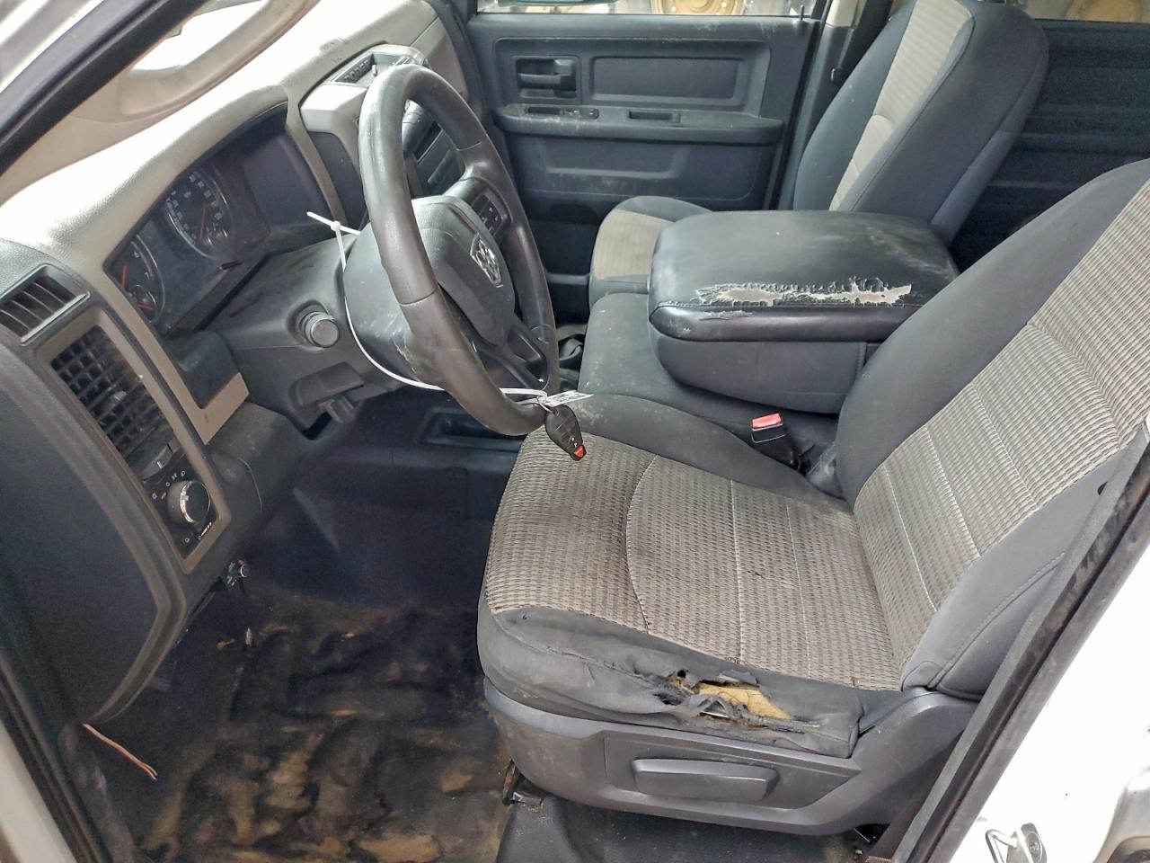 Dodge Ram 2500 St Image 7