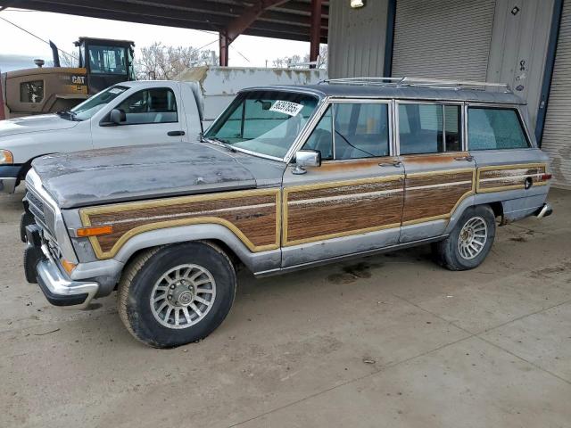  Salvage Jeep Grand Wagoneer