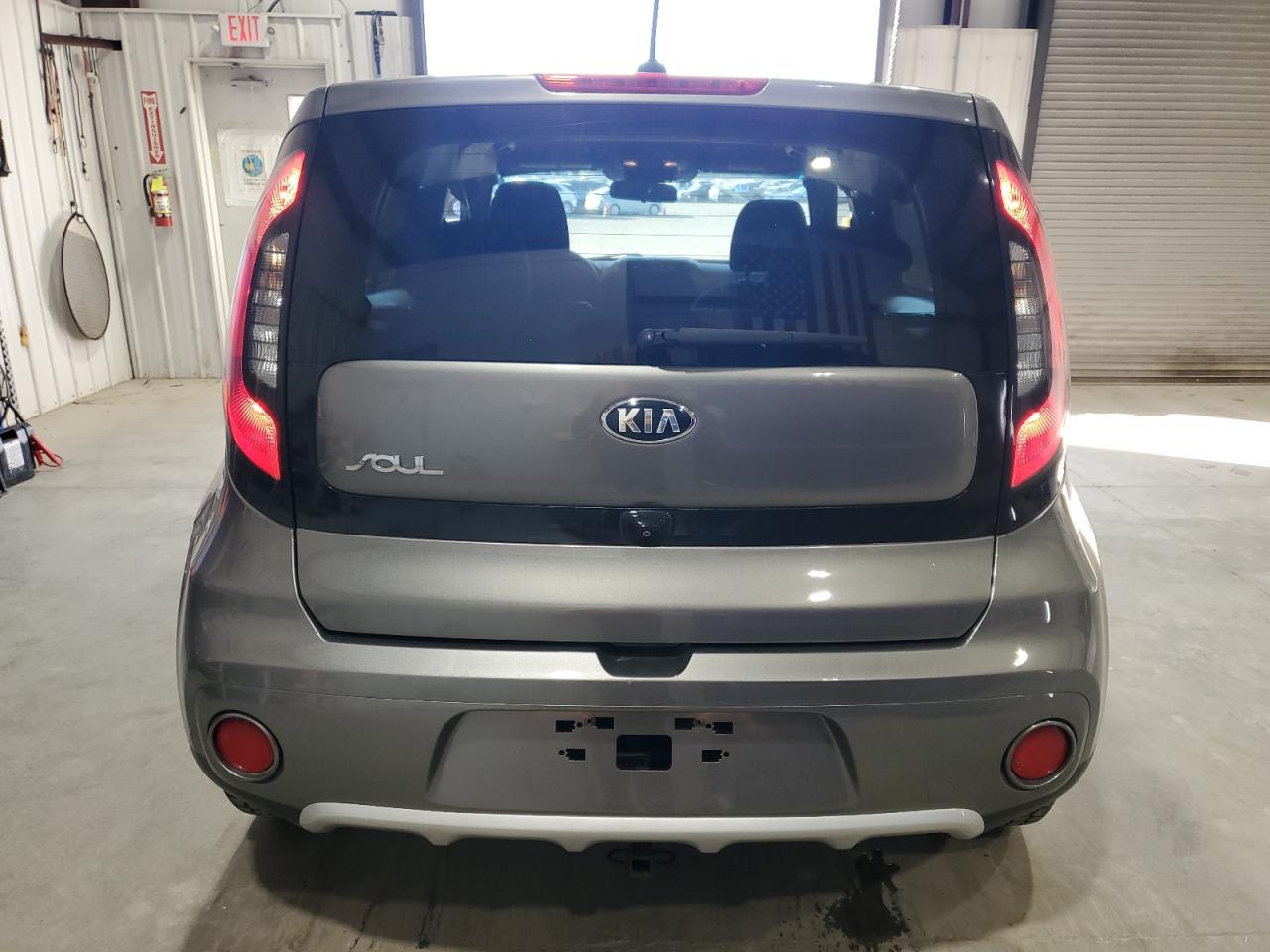 Kia Soul + Image 12