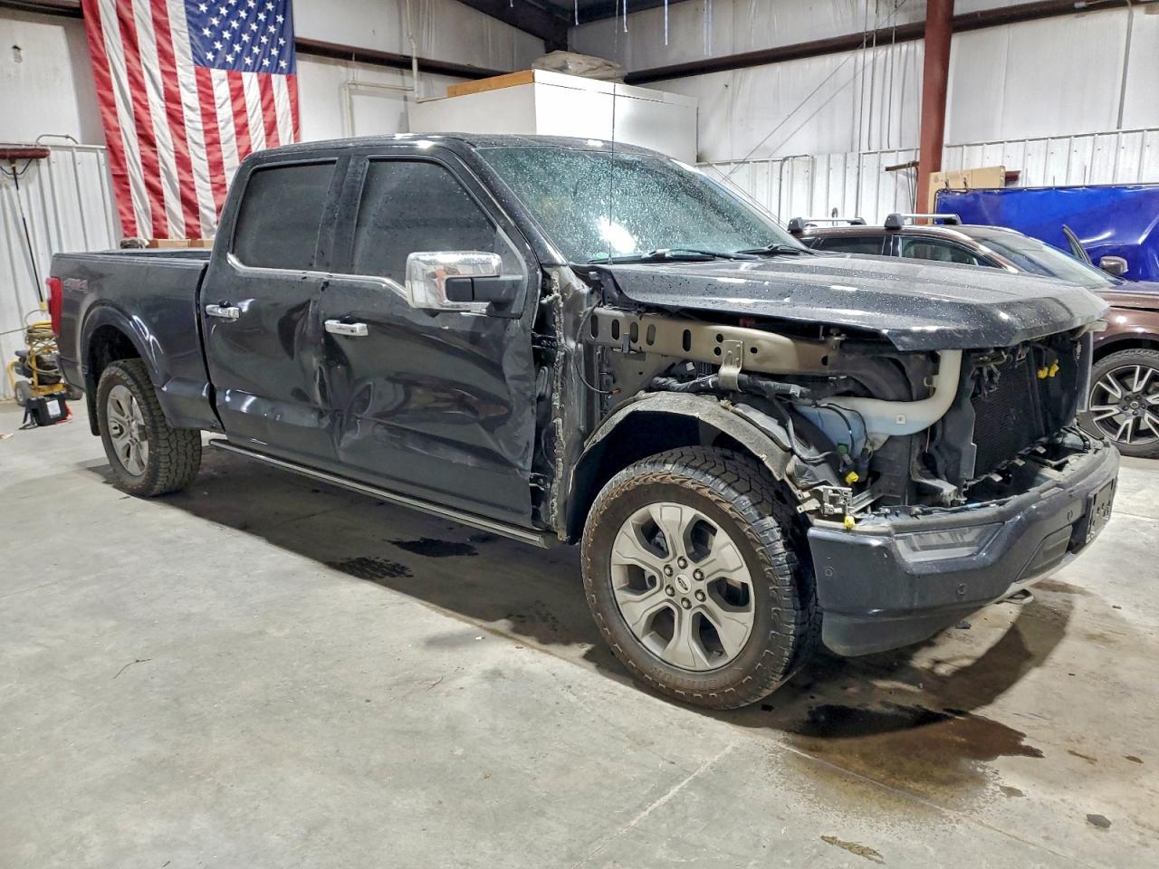 Ford F-150 Supercrew Image 4