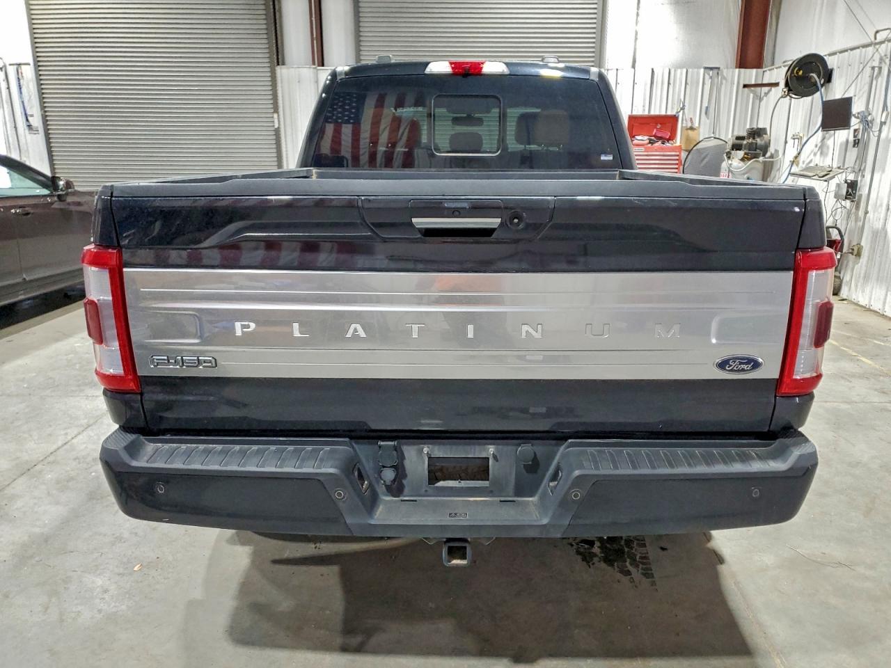 Ford F-150 Supercrew Image 12