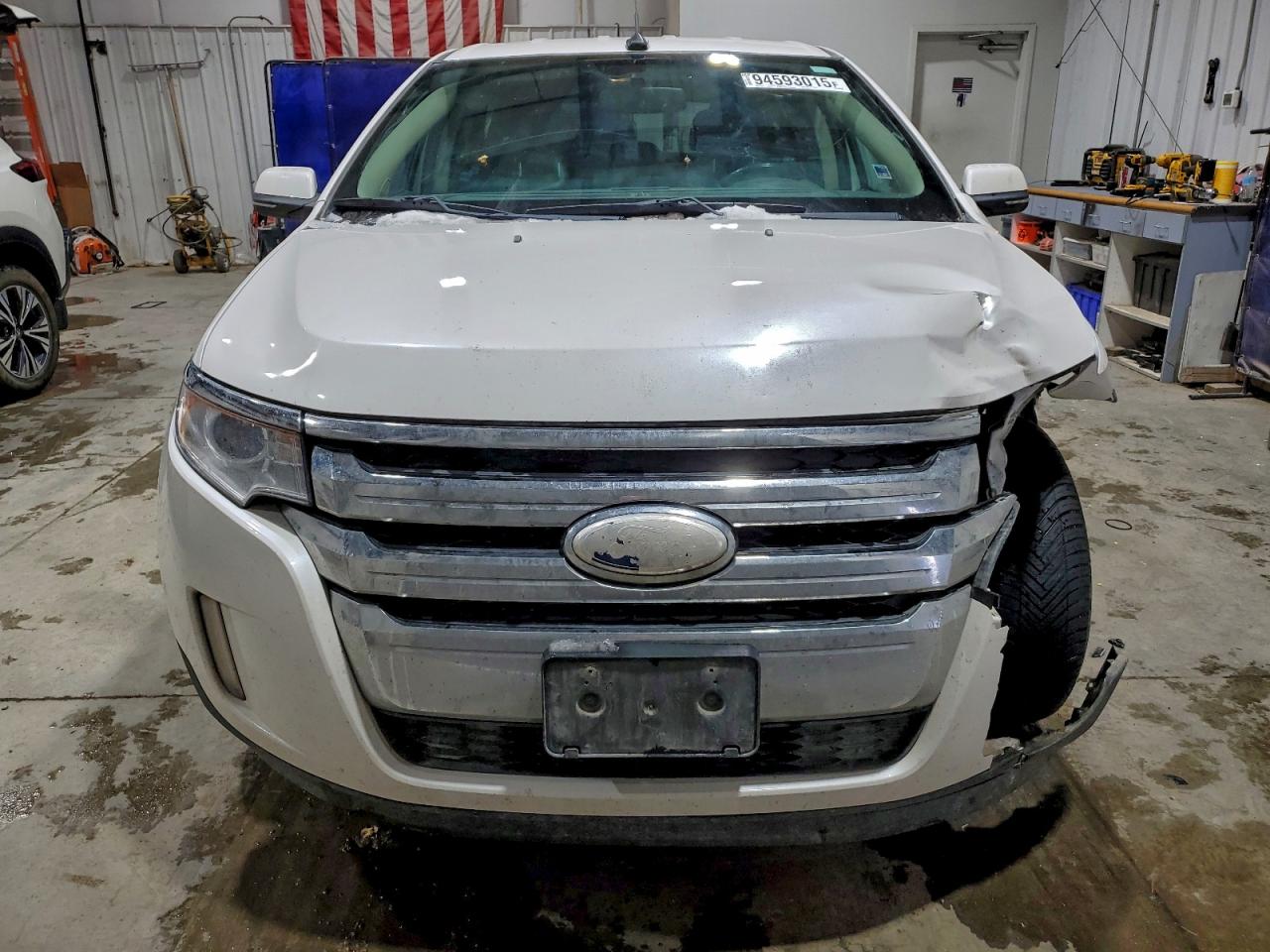 Ford Edge Limited Image 10