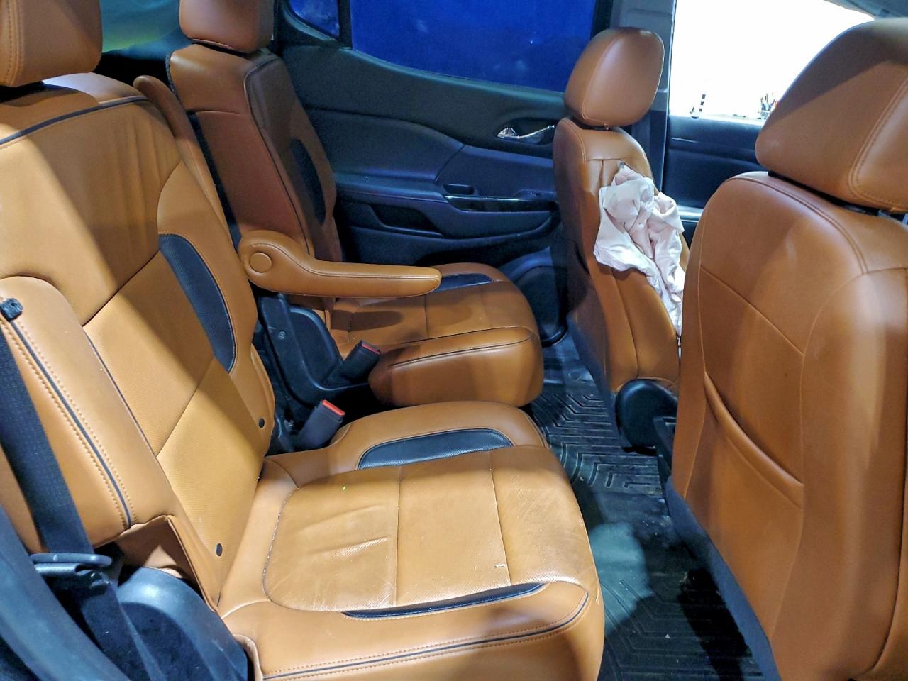 GMC Acadia At4 Image 6