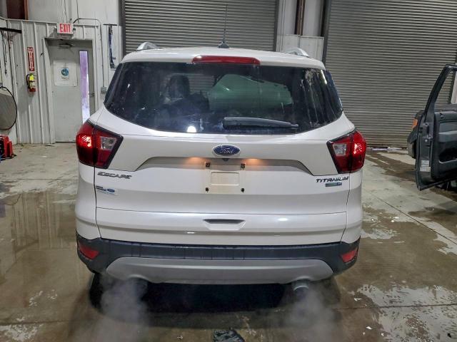 Ford Escape Titanium Image 5