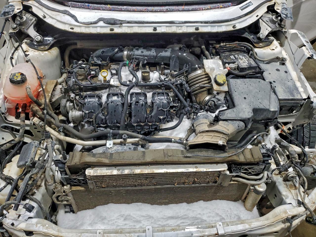 Ford Escape Titanium Image 14