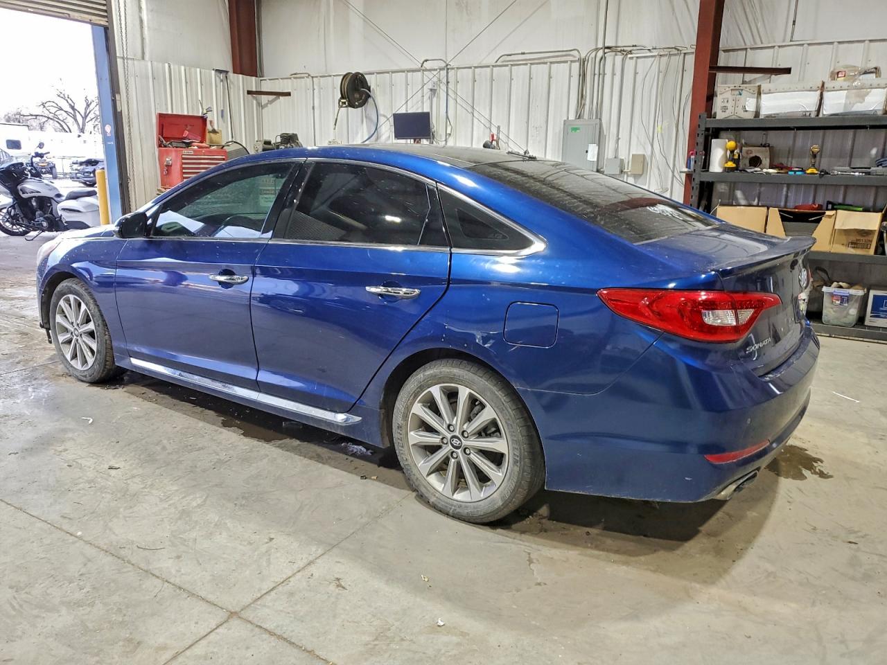 Hyundai SONATA Sport Image 2