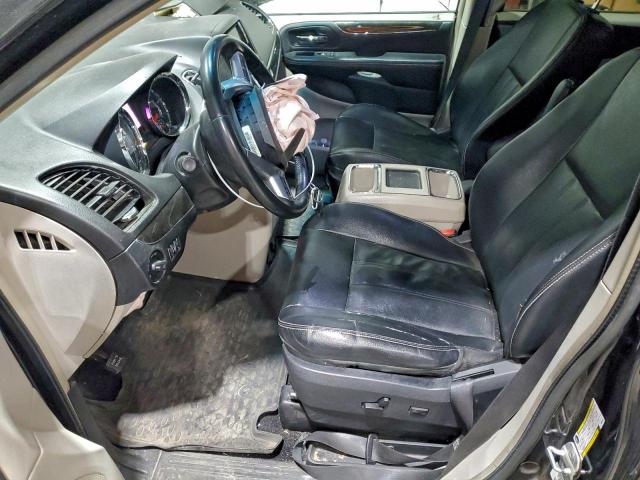 Chrysler Minivan Touring Image 7