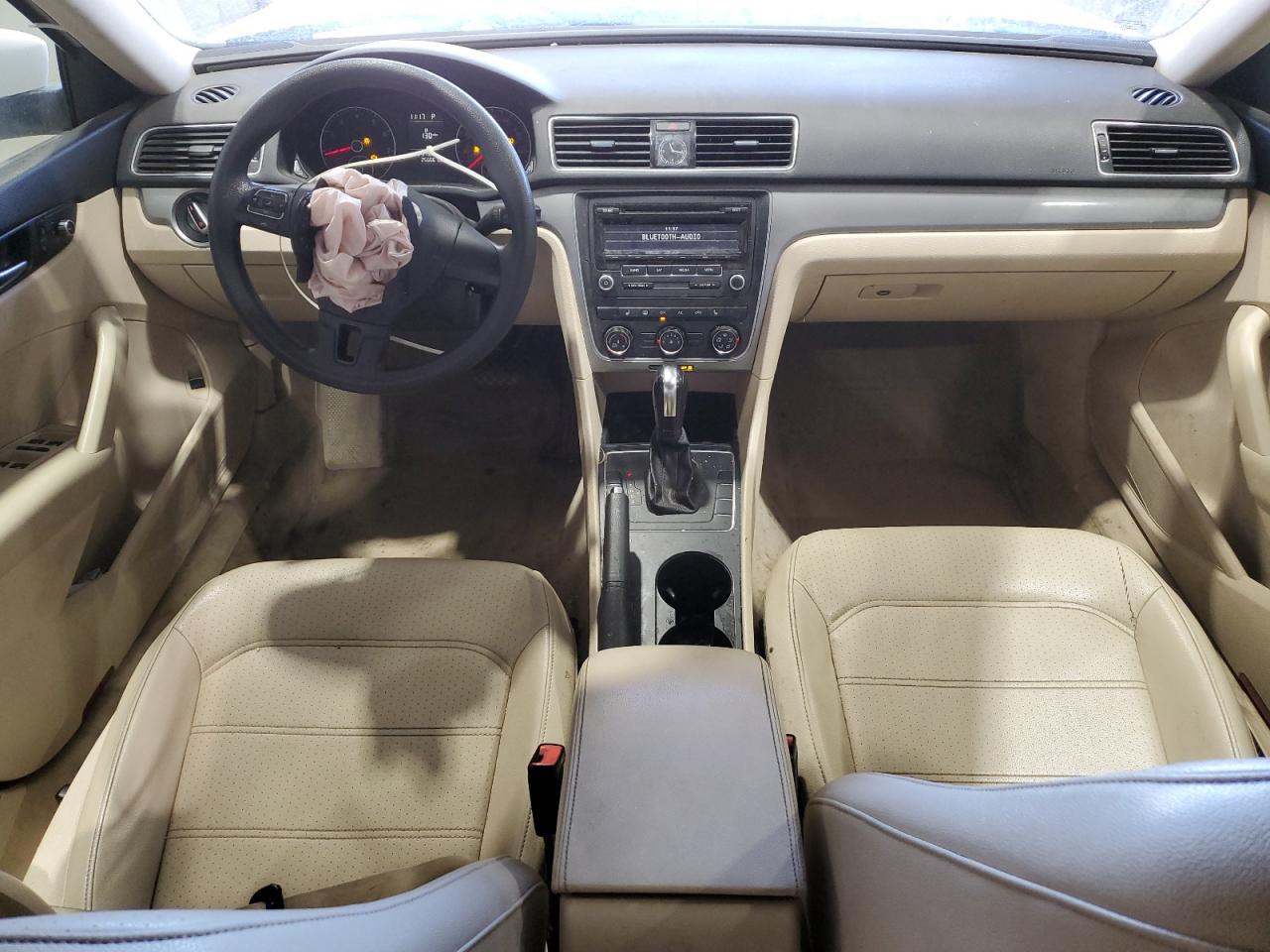 Volkswagen Jetta S Image 3