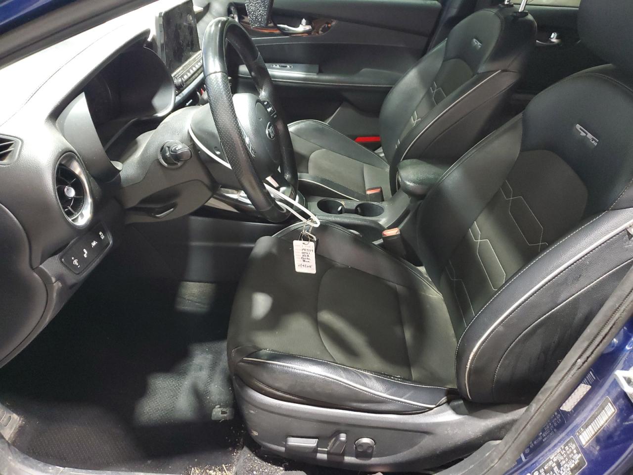 Kia Forte Gt Line Image 11