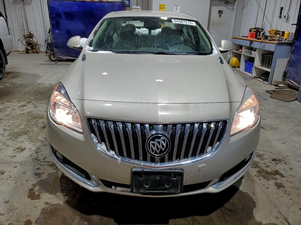 Buick Regal Image 10