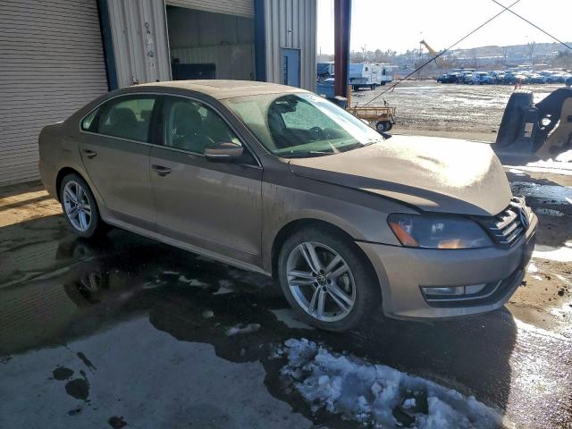 Volkswagen Passat Sel Image 2