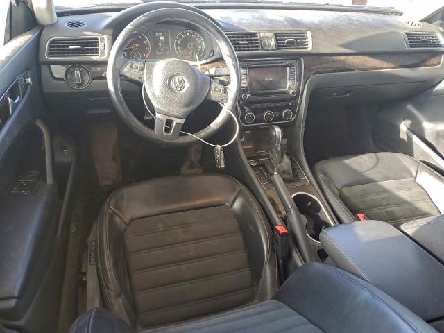Volkswagen Passat Sel Image 7