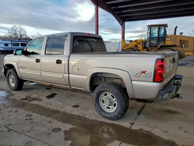 Chevrolet Silverado K2500 Heavy Duty Image 7