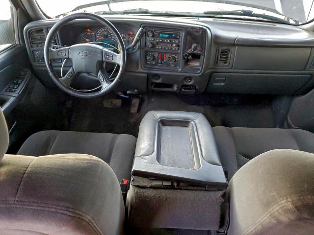 Chevrolet Silverado K2500 Heavy Duty Image 3