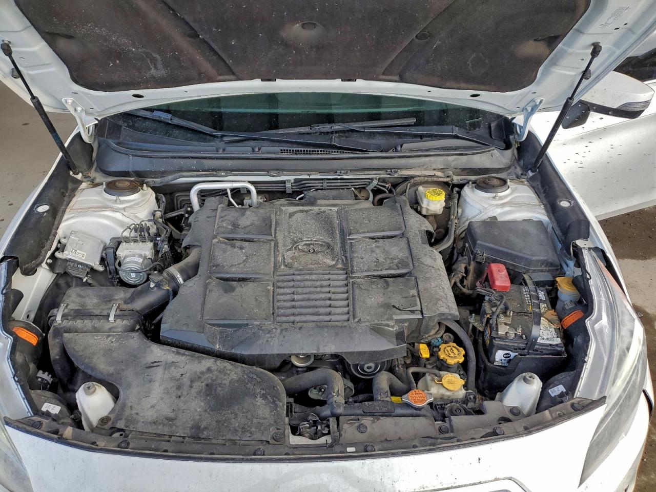 Subaru Legacy 3.6r Limited Image 11