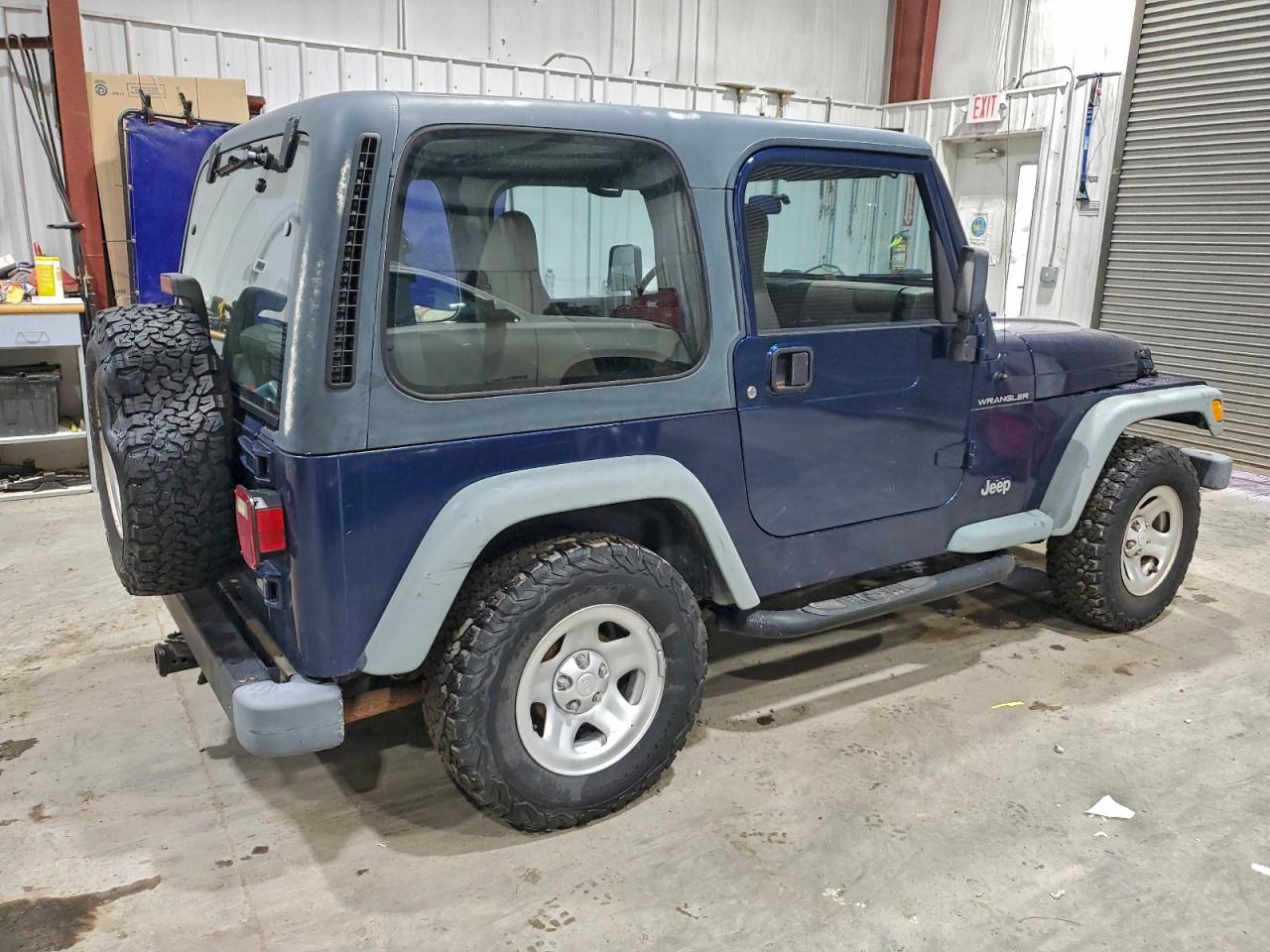 Jeep Wrangler Se Image 11