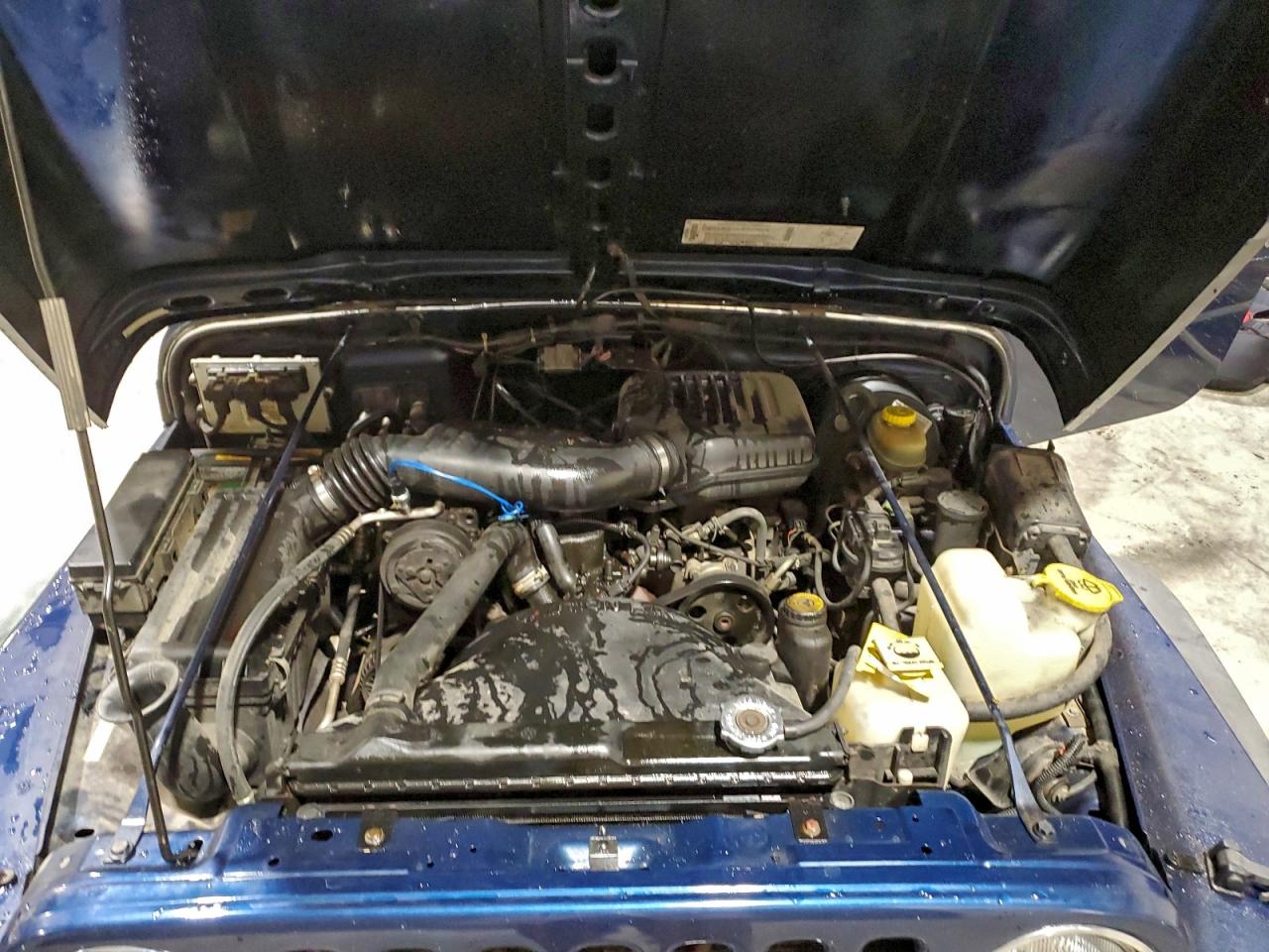 Jeep Wrangler Se Image 10