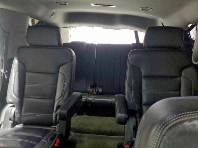 GMC Yukon Denali Image 10