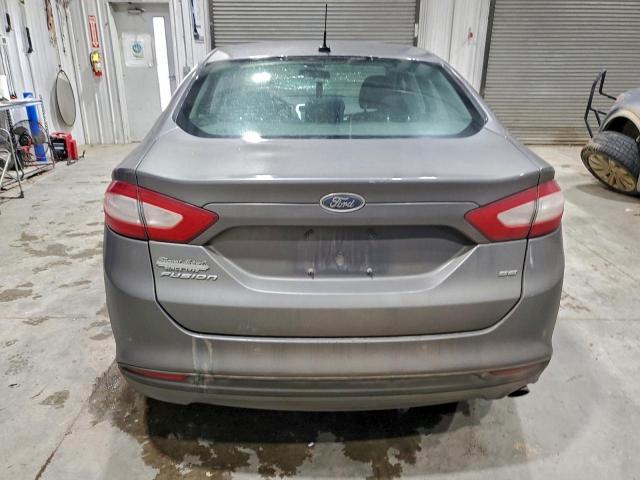 Ford Fusion Se Image 10
