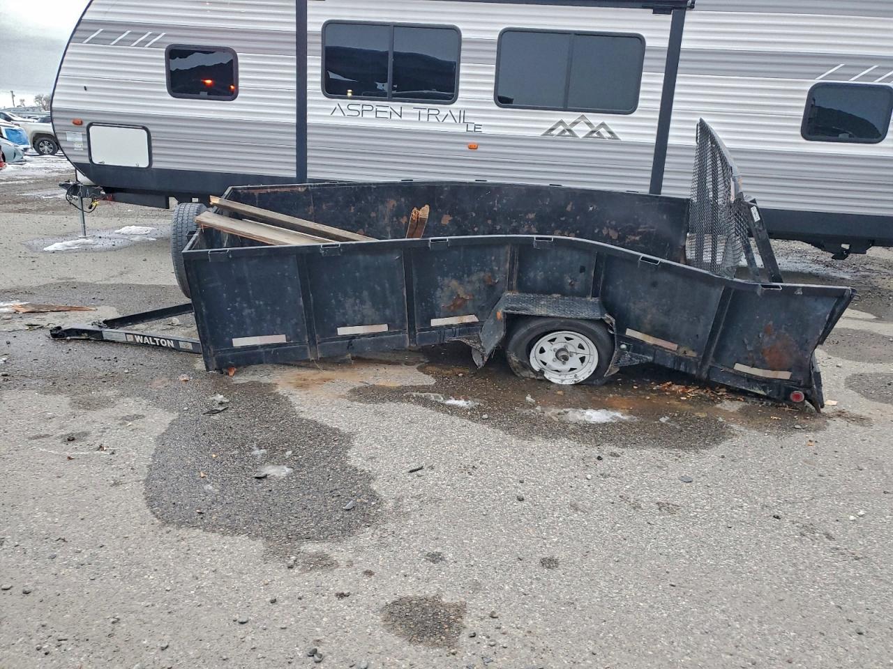 Walt Trailer Image 7