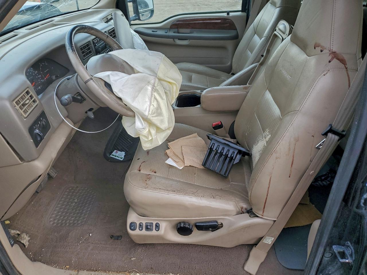 Ford F-350 Super Duty Image 8