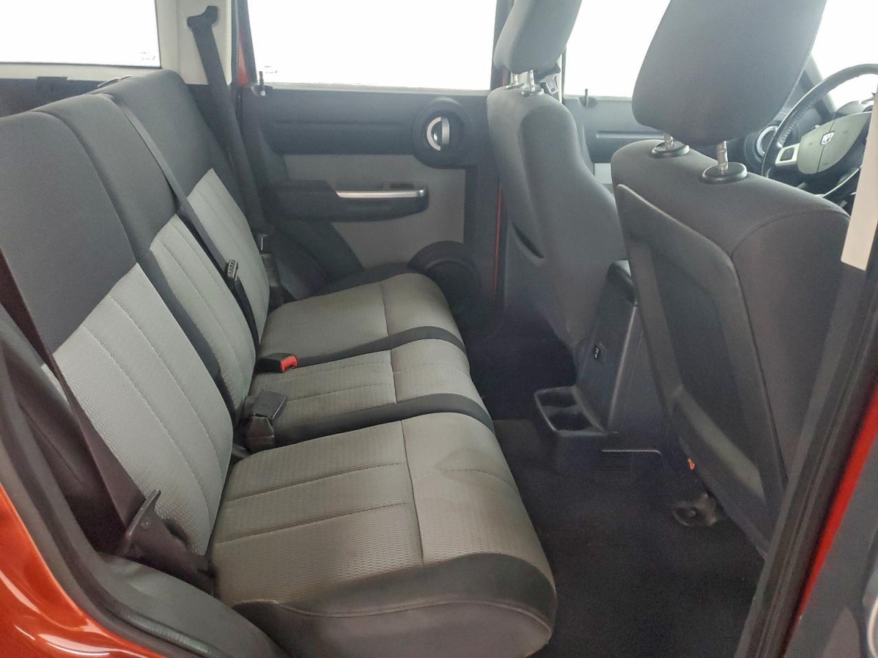 Dodge Nitro Slt Image 13