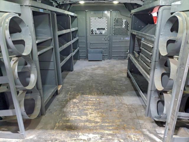 Ford Transit T-150 Image 4